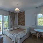 Apartament Olive Garden And *