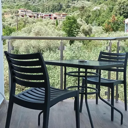 Olive Garden Chrisi Ammoudia
