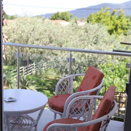 Olive Garden And Apartment *