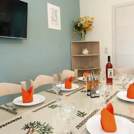 Apartment Olive Garden And